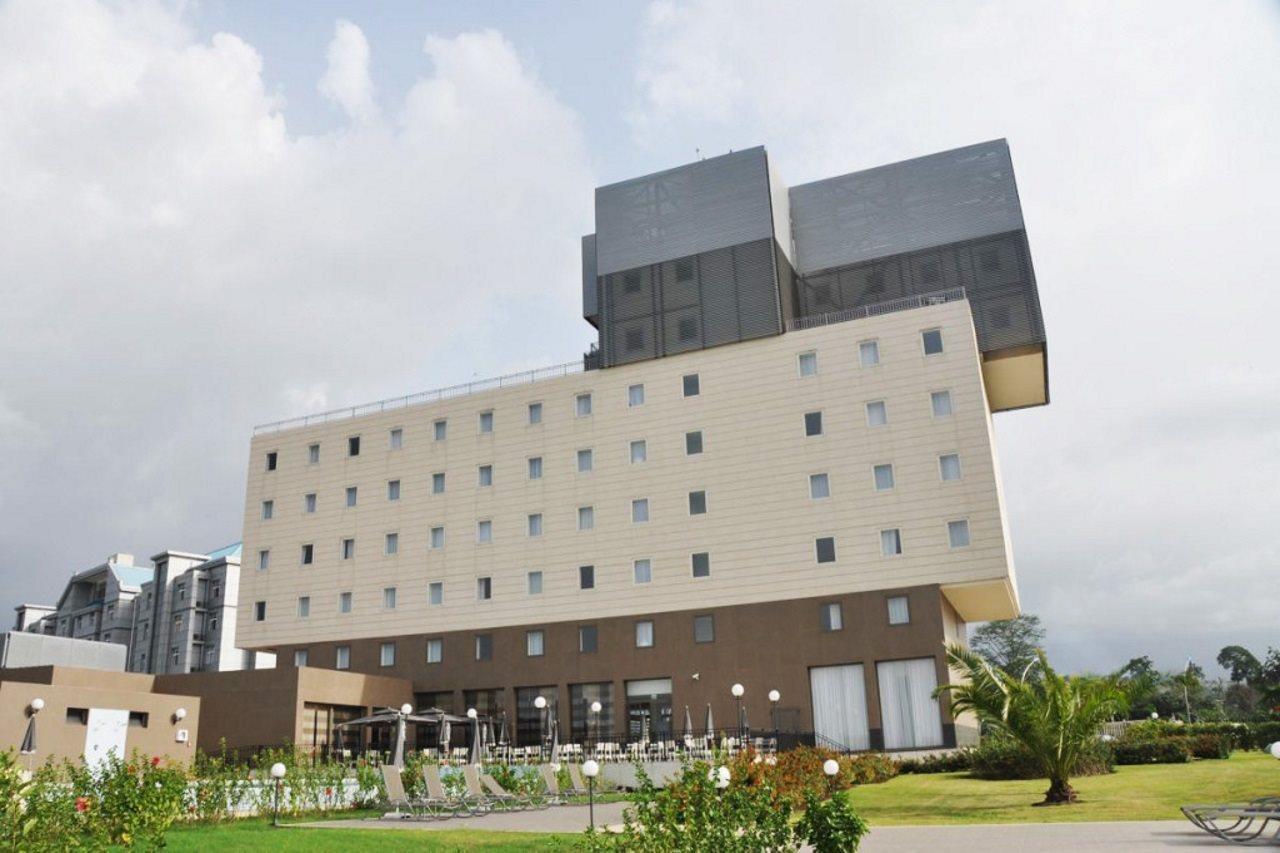 Ibis Malabo Hotel Екстериор снимка