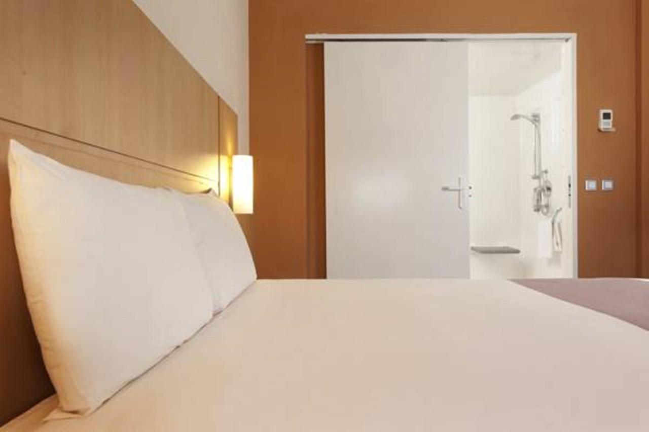 Ibis Malabo Hotel Стая снимка