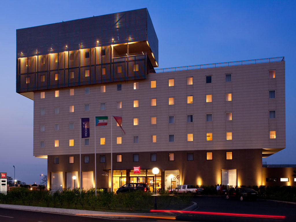 Ibis Malabo Hotel Екстериор снимка